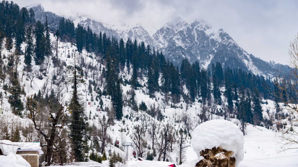 Rope way ride in Solang Valley